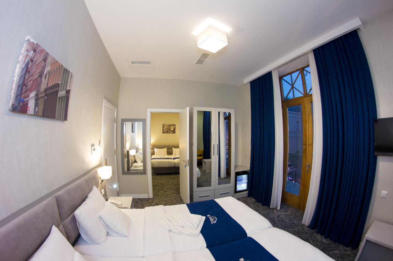 Tribeca Hotel Tbilisi Exterior photo